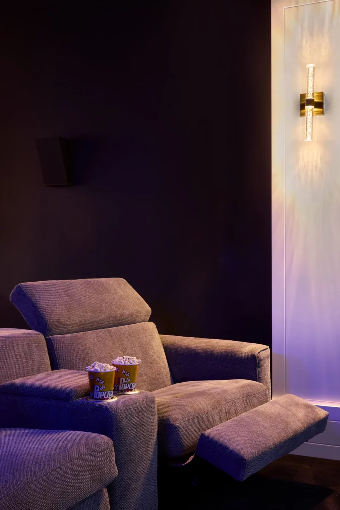 Canapé relax de la salle de cinéma – Ciné Room
